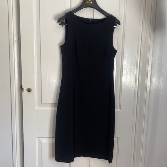 Black Theory Sheath Dress - Picture 1 of 3
